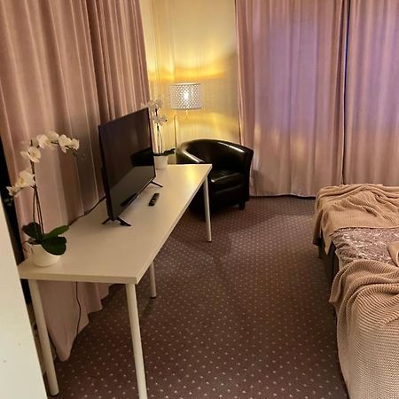 Noah Longstay Västerås Extérieur photo