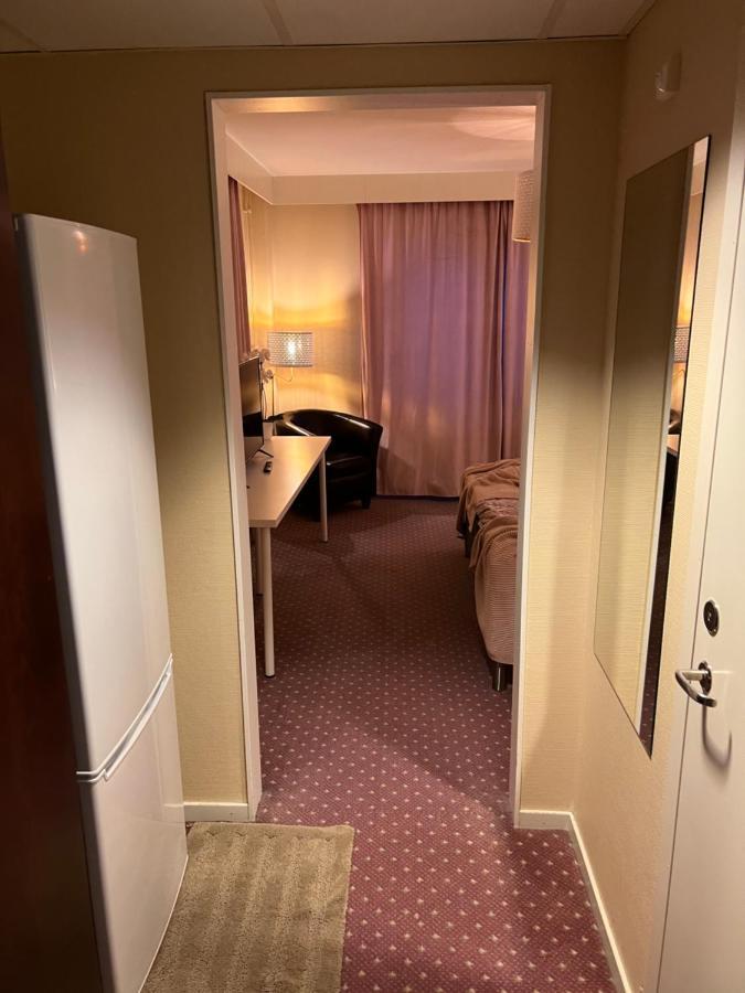 Noah Longstay Västerås Extérieur photo